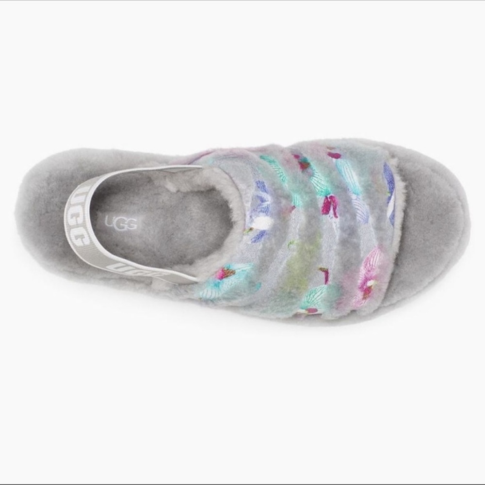 UGG FLUFF YEAH TIGER FLOWER
LIGHT GRAY WOOL SLIPPERS SANDALS SIZE 7 - Picture 11 of 12
